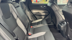 Volvo XC60 2.0 B5P Plus Black Edition 5dr AWD Geartronic Petrol Estate